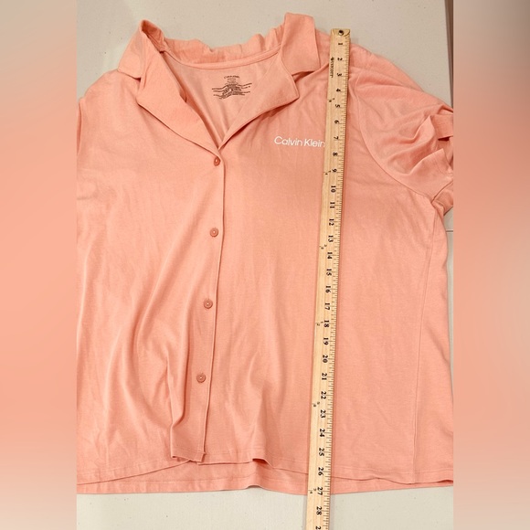 Calvin Klein Women's Size XL Peach Sleepwear Short Sleeve Button Up Top NWT - Picture 5 of 6